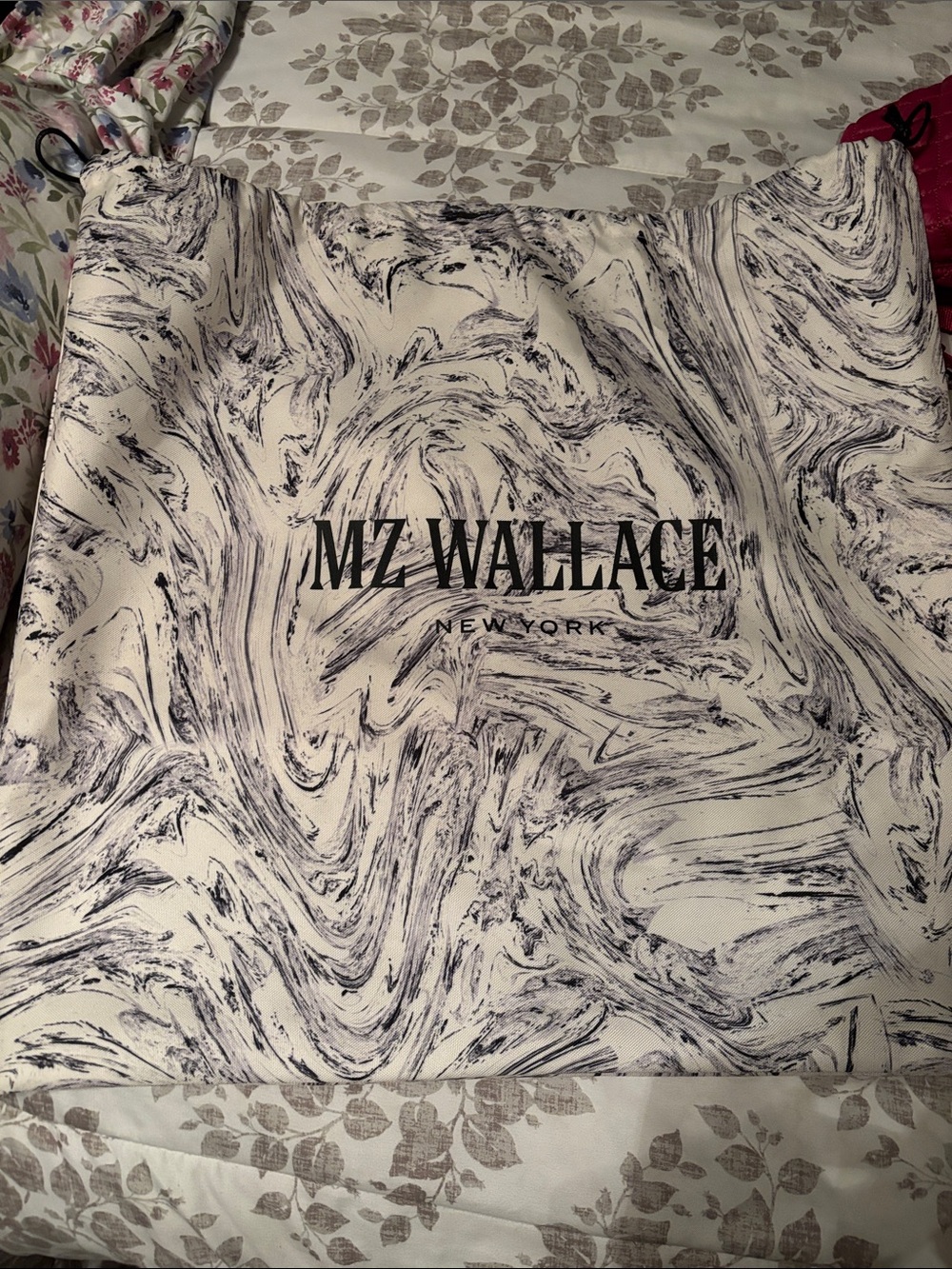 MZ Wallace Sutton Deluxe in Rasberry. - Picture 5 of 8